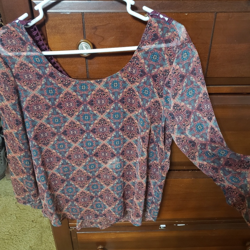 Buckle daytrip top